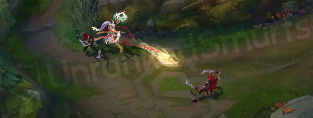 Heavenscale Janna W - protective wind shield with jade and red cloud motifs