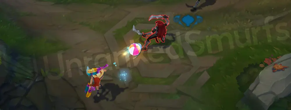 Pool Party Miss Fortune Q - Double Up, first shot fires an aqua water jet with a splash