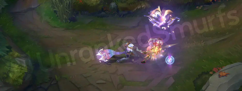 Prestige High Noon Evelynn E particle close-up with glass-like shards and gold accents