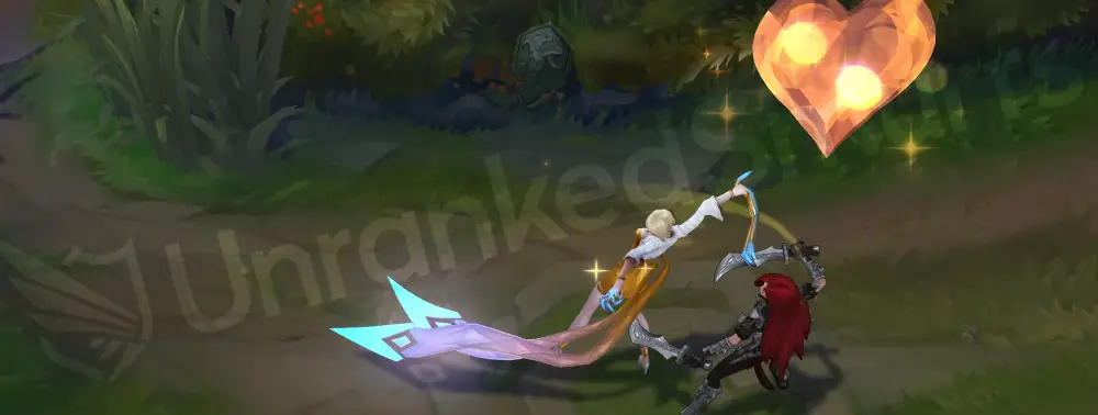 Prestige K/DA Evelynn E - Whiplash, first part: swift golden lash motion with cyan light burst