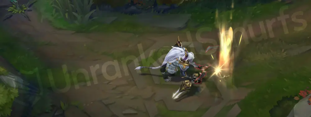 Sentinel Rengar Q animation with golden slash VFX