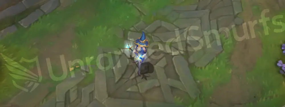 Sorceress Lux in-game overview, front and side, showing blue robe, gold trim, and star-tipped staff