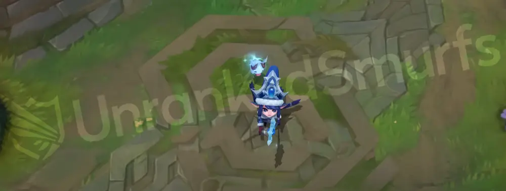 Winter Wonder Lulu overview, front and side in-game