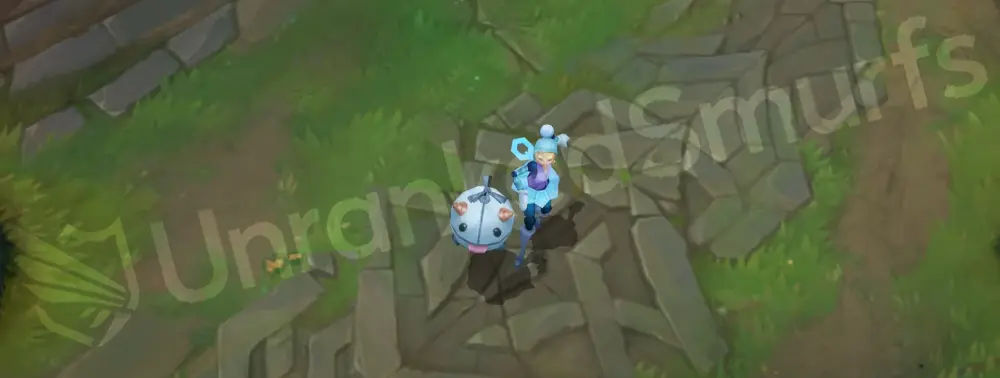Winter Wonder Orianna in-game overview, front and side view